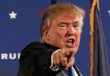 Дональд Трамп призвал бойкотировать Apple