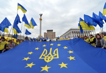 ЕС поддержал запуск безвизового режима с Украиной