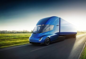 Tesla представила всему миру революционный грузовик