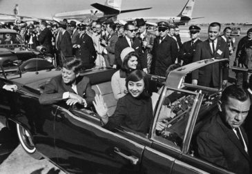 Путешествия во времени с помощью старых фотографий и Photoshop