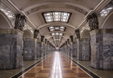 Самые красивые и необычные станции московского метро