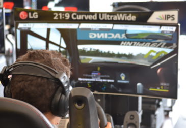 Виртуальные и реальные трассы на чемпионате «LADA e-Championship 2019»