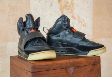 Кроссовки Yeezy за миллион долларов