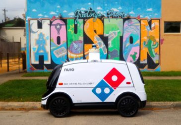 Domino’s Pizza запускают роботизированный автомобиль для доставки пиццы